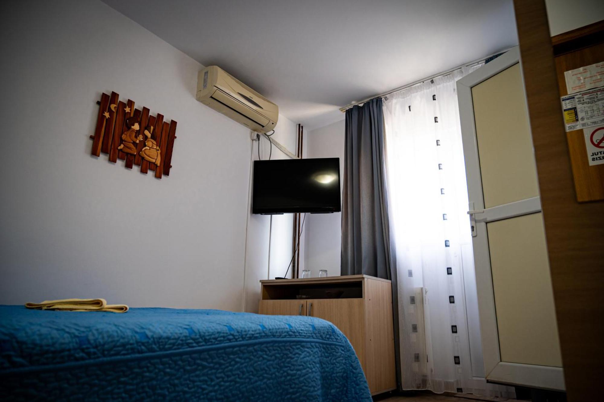 Casa La Dinamo Hotel Două Mai Buitenkant foto