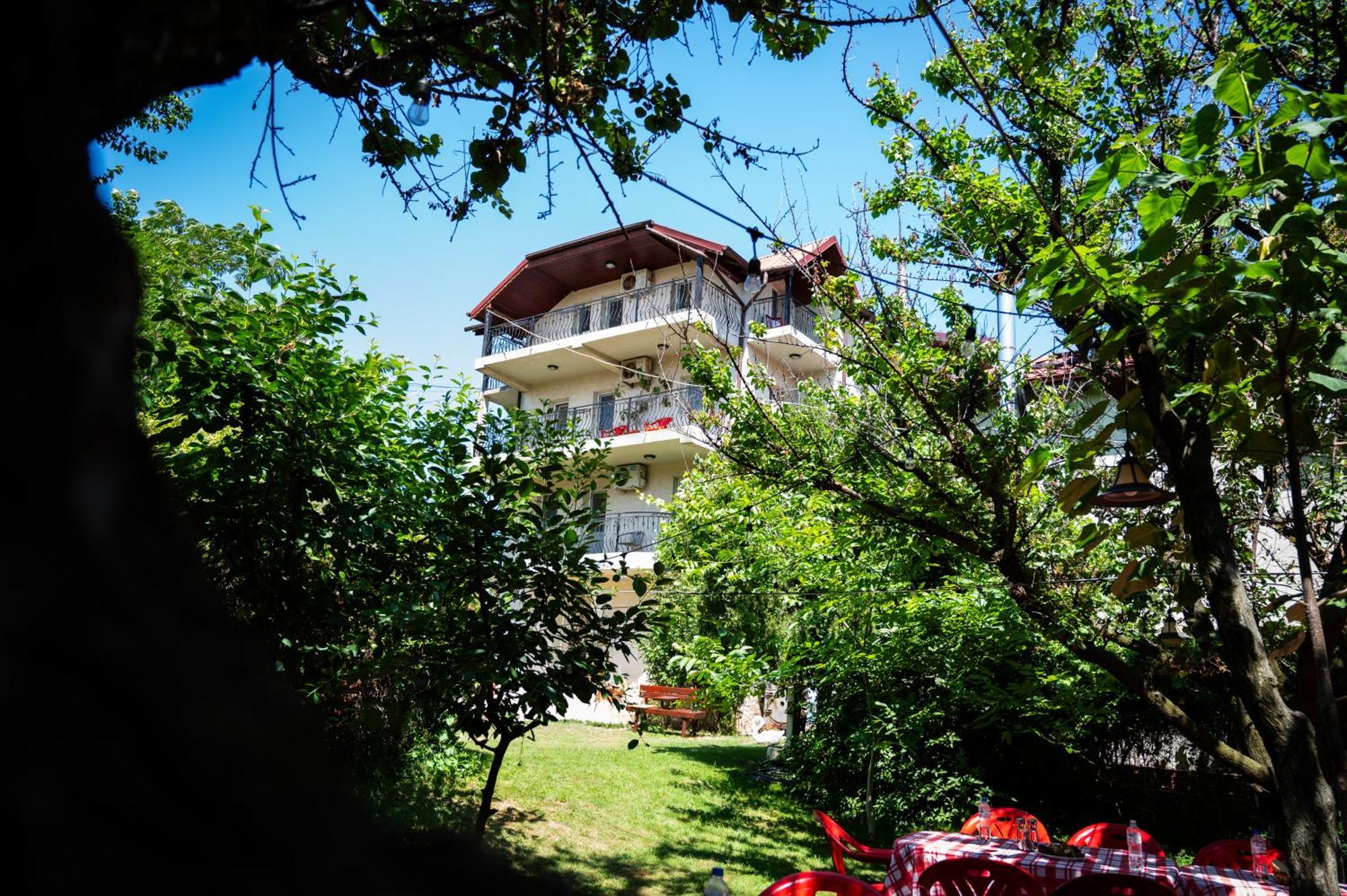 Casa La Dinamo Hotel Două Mai Buitenkant foto